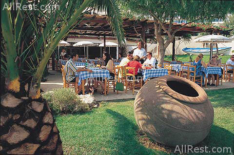 Mediterranean Beach Hotel 20